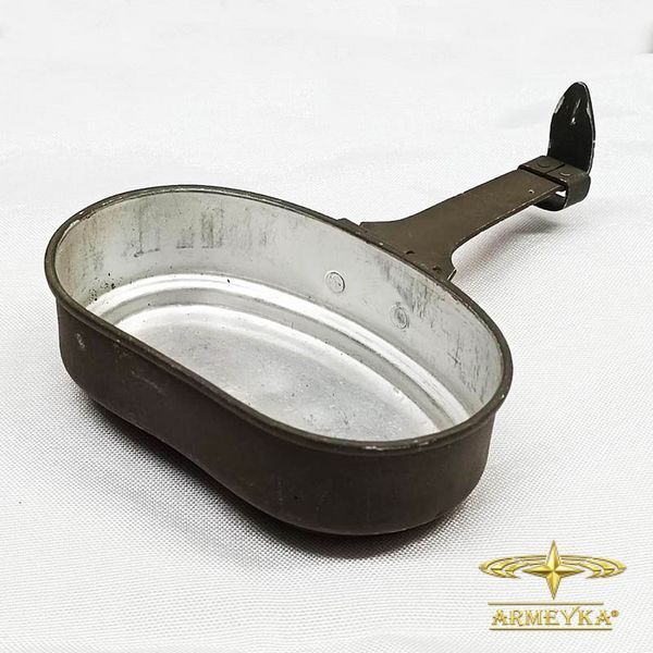 Кришка-сковорідка трисекційного котелка з ручкою. ЗС Австрії (оригінал).